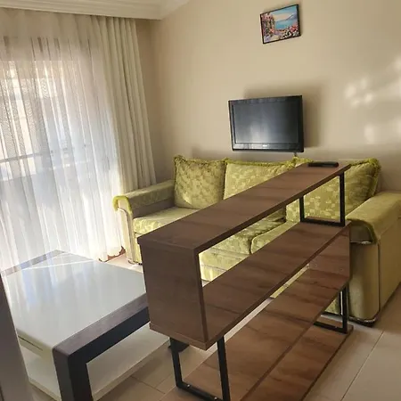 Deluxe Double En Royal Penthouse 6 Beds * Kusadası